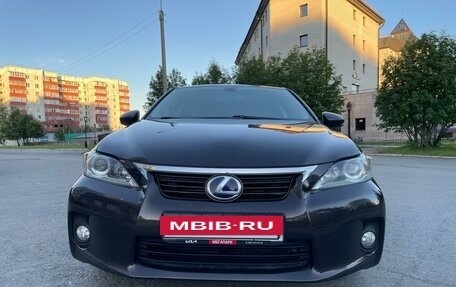 Lexus CT I рестайлинг, 2011 год, 1 650 000 рублей, 4 фотография