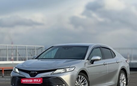 Toyota Camry, 2020 год, 3 057 000 рублей, 3 фотография