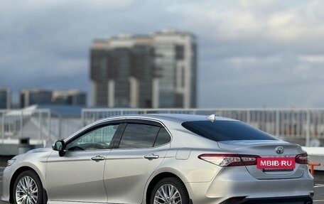 Toyota Camry, 2020 год, 3 057 000 рублей, 7 фотография