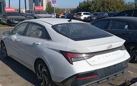 Hyundai Elantra, 2024 год, 2 250 000 рублей, 7 фотография