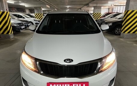 KIA Rio III рестайлинг, 2014 год, 990 000 рублей, 2 фотография