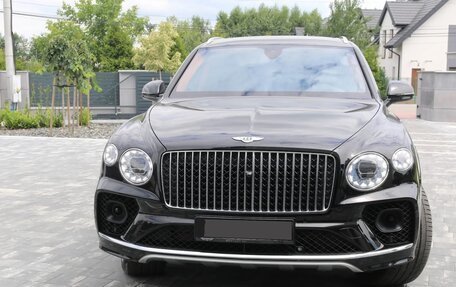 Bentley Bentayga I, 2024 год, 38 000 000 рублей, 3 фотография