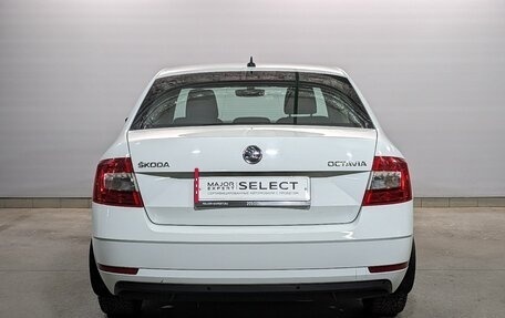 Skoda Octavia, 2019 год, 1 980 000 рублей, 6 фотография