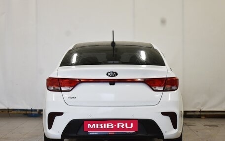 KIA Rio IV, 2018 год, 1 280 000 рублей, 4 фотография