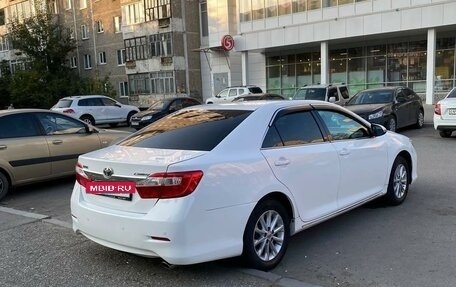 Toyota Camry, 2014 год, 1 950 000 рублей, 7 фотография