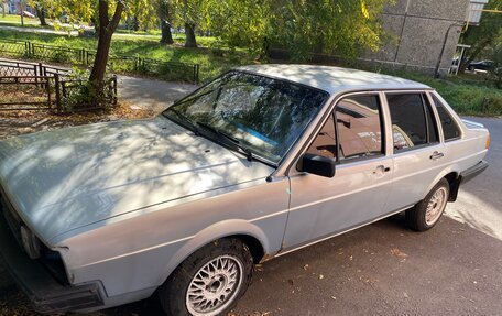 Volkswagen Passat B2, 1985 год, 100 000 рублей, 3 фотография