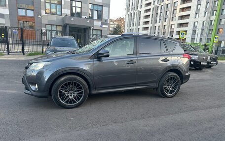 Toyota RAV4, 2015 год, 2 400 000 рублей, 10 фотография