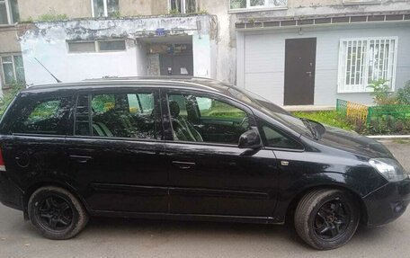 Opel Zafira B, 2013 год, 700 000 рублей, 5 фотография