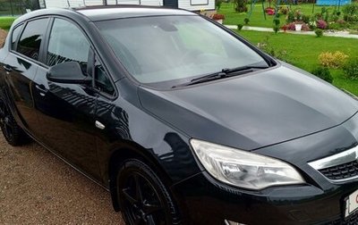 Opel Astra J, 2011 год, 630 000 рублей, 1 фотография