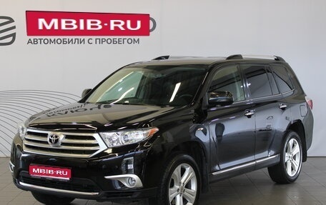 Toyota Highlander III, 2013 год, 2 095 000 рублей, 1 фотография