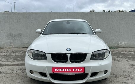 BMW 1 серия, 2008 год, 950 000 рублей, 2 фотография