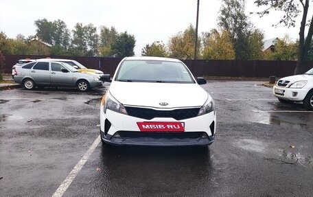 KIA Rio IV, 2021 год, 1 420 000 рублей, 10 фотография