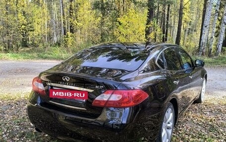 Infiniti M, 2011 год, 2 000 000 рублей, 2 фотография