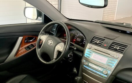 Toyota Camry, 2007 год, 1 350 000 рублей, 29 фотография