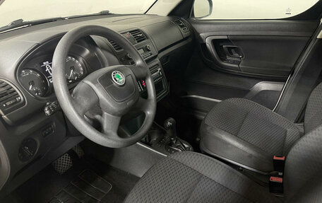 Skoda Roomster, 2012 год, 1 098 000 рублей, 13 фотография