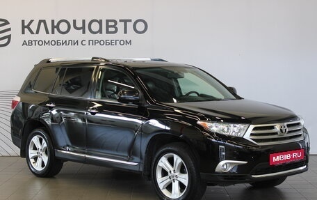 Toyota Highlander III, 2013 год, 2 095 000 рублей, 3 фотография