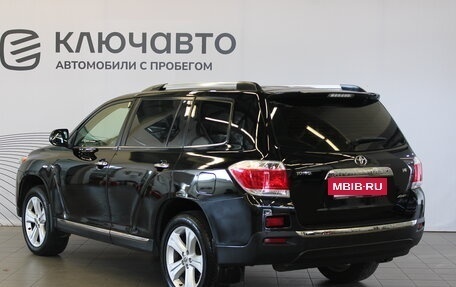 Toyota Highlander III, 2013 год, 2 095 000 рублей, 7 фотография