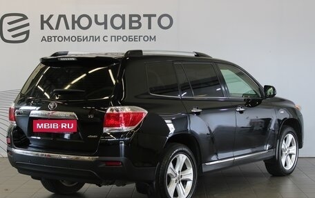 Toyota Highlander III, 2013 год, 2 095 000 рублей, 5 фотография