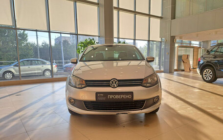 Volkswagen Polo VI (EU Market), 2012 год, 593 000 рублей, 2 фотография