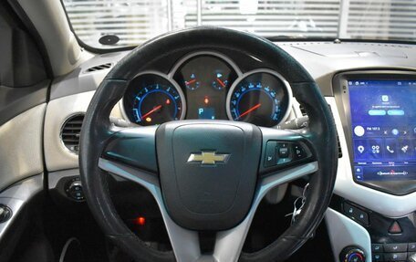 Chevrolet Cruze II, 2011 год, 720 000 рублей, 6 фотография