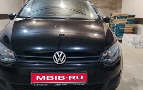 Volkswagen Polo VI (EU Market), 2012 год, 949 000 рублей, 2 фотография