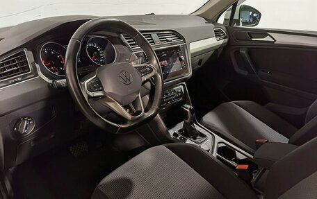 Volkswagen Tiguan II, 2021 год, 3 250 000 рублей, 14 фотография