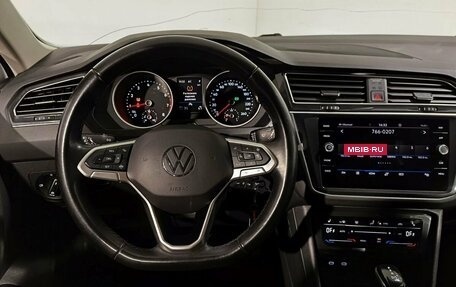 Volkswagen Tiguan II, 2021 год, 3 250 000 рублей, 20 фотография