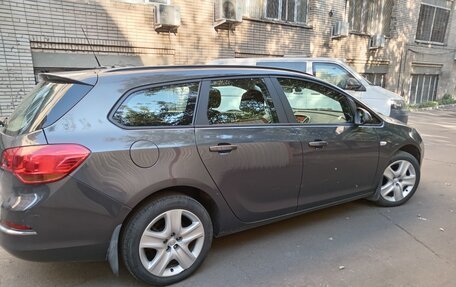 Opel Astra J, 2013 год, 1 130 000 рублей, 7 фотография