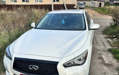 Infiniti Q50 I рестайлинг, 2015 год, 1 800 000 рублей, 13 фотография