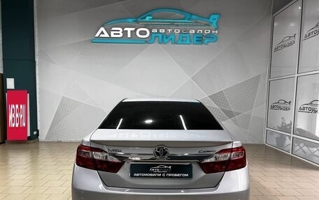 Toyota Camry, 2011 год, 1 749 000 рублей, 3 фотография