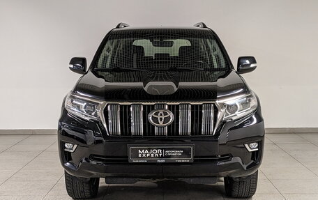 Toyota Land Cruiser Prado 150 рестайлинг 2, 2020 год, 6 590 000 рублей, 2 фотография