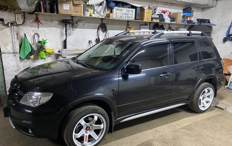 Mitsubishi Outlander III рестайлинг 3, 2007 год, 1 400 000 рублей, 30 фотография