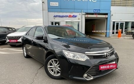 Toyota Camry, 2015 год, 1 950 000 рублей, 6 фотография