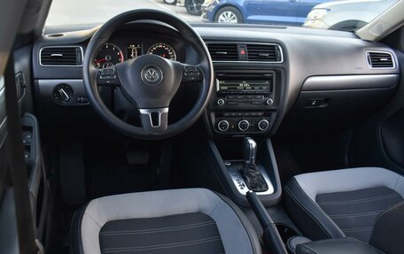 Volkswagen Jetta VI, 2013 год, 1 199 000 рублей, 6 фотография