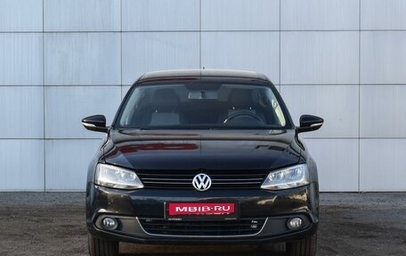 Volkswagen Jetta VI, 2013 год, 1 199 000 рублей, 3 фотография