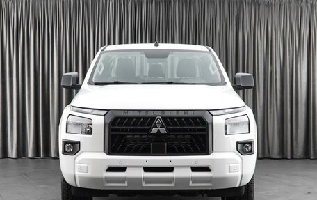 Mitsubishi L200 IV рестайлинг, 2024 год, 5 599 000 рублей, 3 фотография