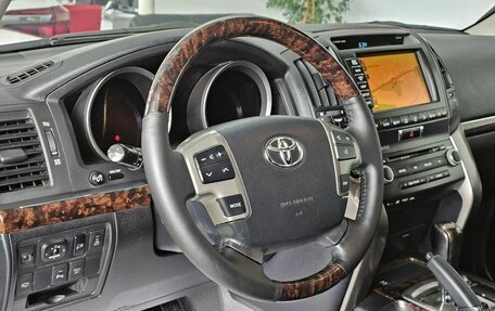 Toyota Land Cruiser 200, 2011 год, 4 397 000 рублей, 15 фотография