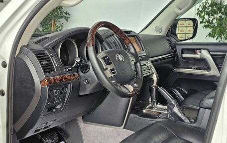 Toyota Land Cruiser 200, 2011 год, 4 397 000 рублей, 14 фотография