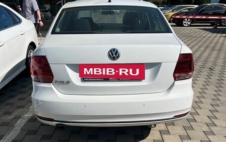 Volkswagen Polo VI (EU Market), 2016 год, 1 300 000 рублей, 2 фотография