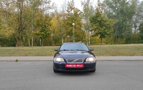 Volvo V70 III рестайлинг, 2005 год, 830 000 рублей, 2 фотография