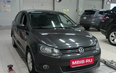 Volkswagen Polo VI (EU Market), 2015 год, 815 000 рублей, 2 фотография