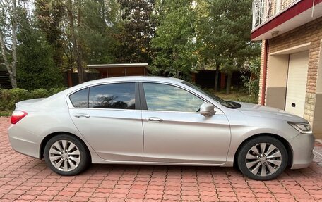 Honda Accord IX рестайлинг, 2013 год, 1 640 000 рублей, 2 фотография