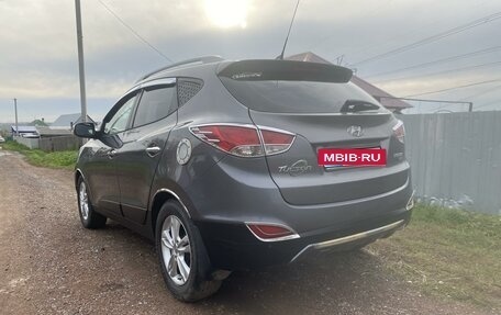 Hyundai Tucson III, 2010 год, 1 221 000 рублей, 7 фотография