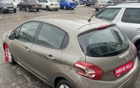 Peugeot 208 II, 2013 год, 750 000 рублей, 3 фотография