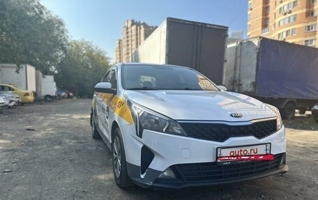 KIA Rio IV, 2021 год, 1 350 000 рублей, 9 фотография