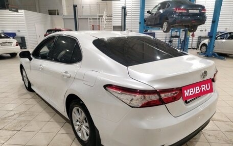 Toyota Camry, 2018 год, 2 580 000 рублей, 4 фотография