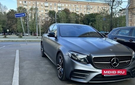 Mercedes-Benz E-Класс AMG, 2018 год, 5 650 000 рублей, 4 фотография