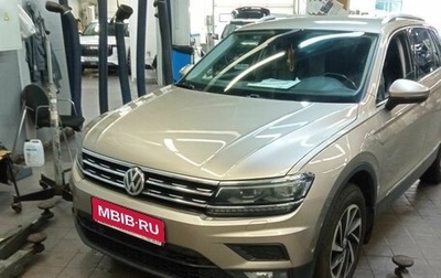 Volkswagen Tiguan II, 2018 год, 2 961 000 рублей, 1 фотография