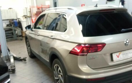 Volkswagen Tiguan II, 2018 год, 2 961 000 рублей, 4 фотография