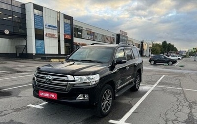 Toyota Land Cruiser 200, 2017 год, 6 000 000 рублей, 1 фотография